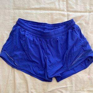 Lululemon Hotty hot 4” shorts